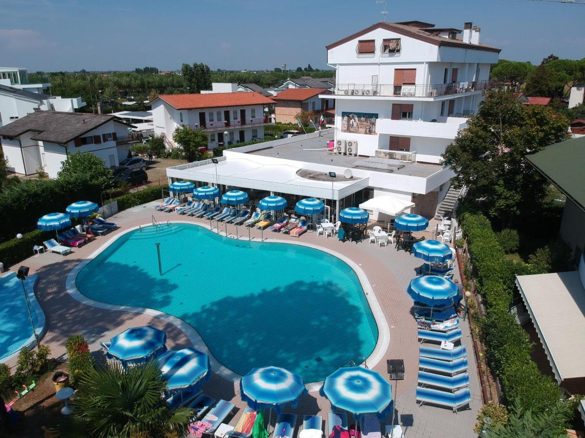 Oasi Verde Lido di Jesolo Luaran gambar